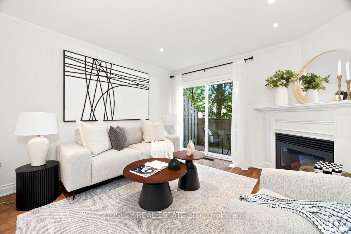 64 Old Mill Terrace 3 #3, Toronto — Condo Town for sale, photo 1