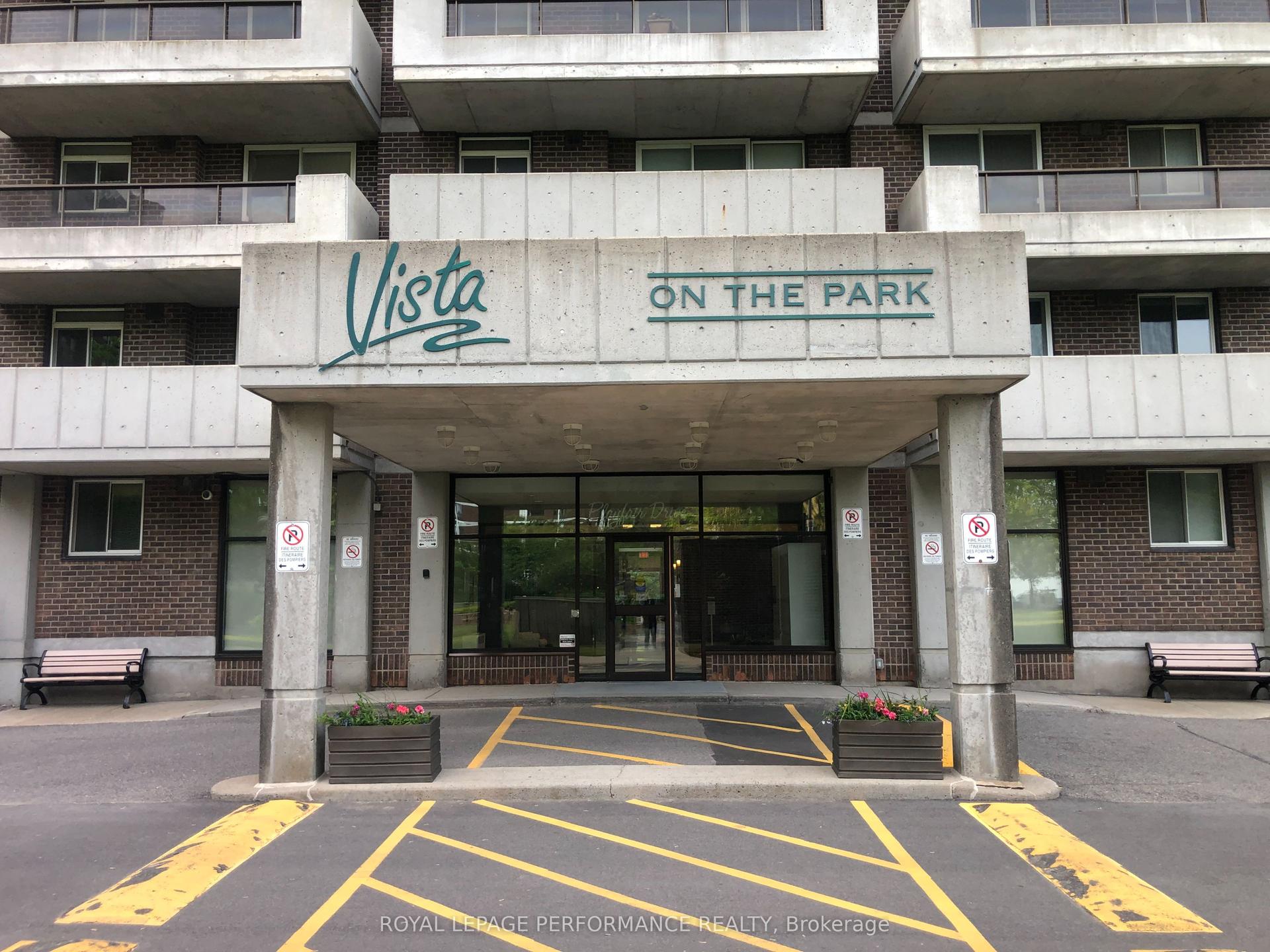 1705 Playfair Drive 1602 #1602, Alta Vista and Area — Condo for lease, photo 1