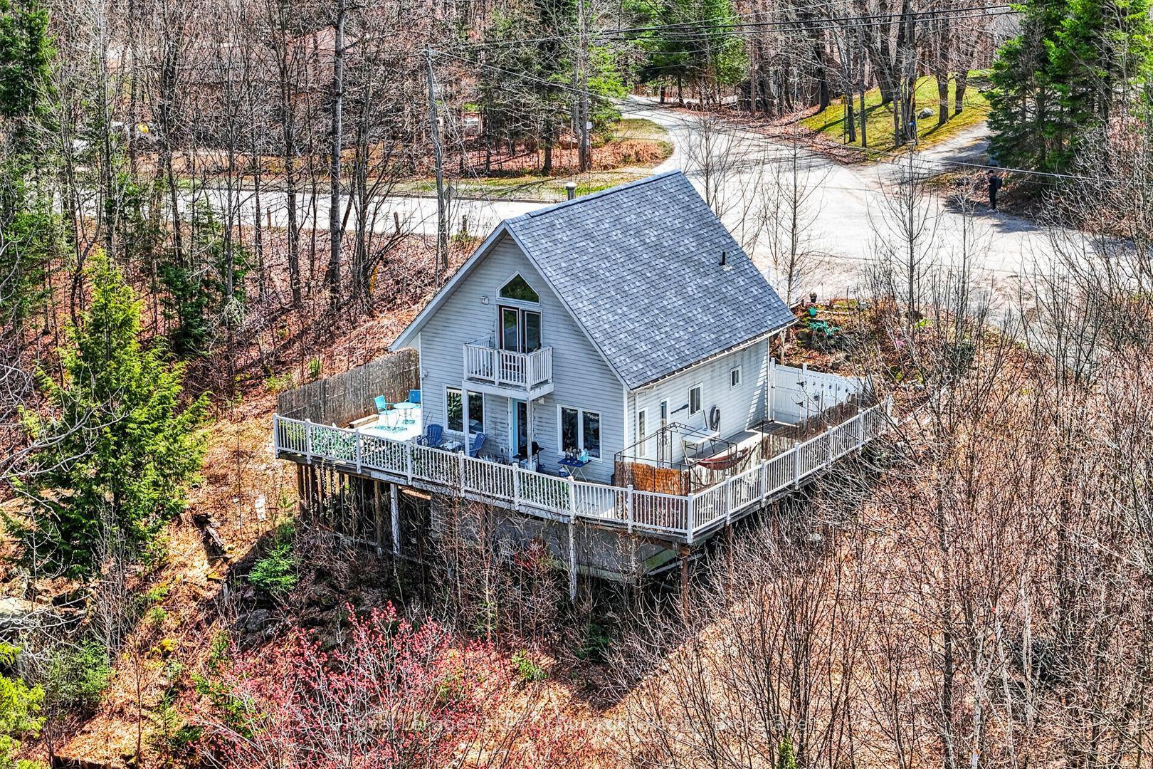 1616 Skyline Drive — photo 1