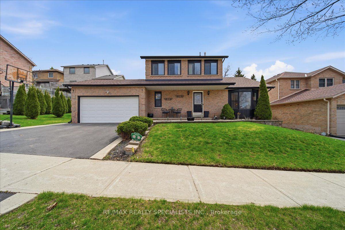 53 Fox Run Lane — photo 1