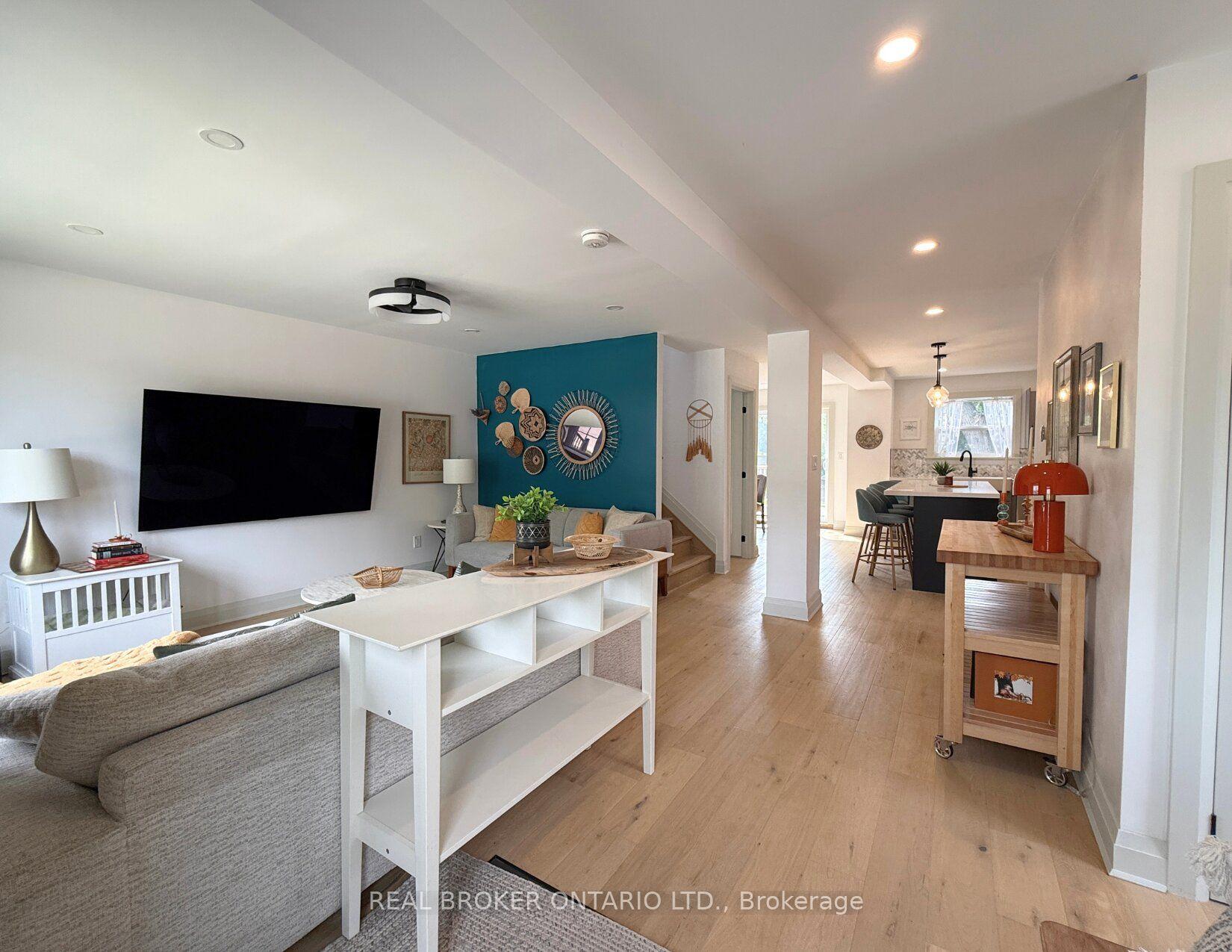 286 East 18th Street Upper #Upper — photo 1