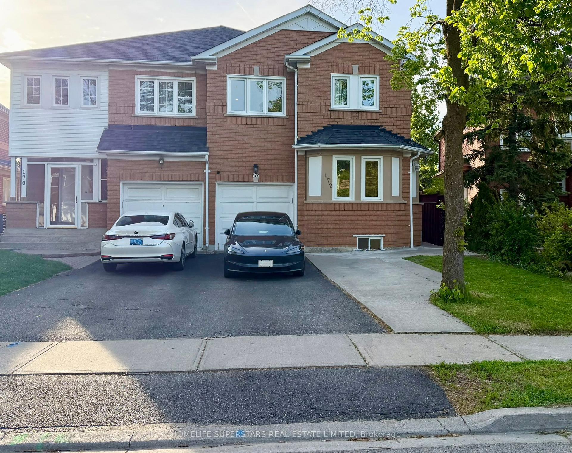 172 Rainforest Drive N, Brampton — Semi-Detached for sale, photo 1