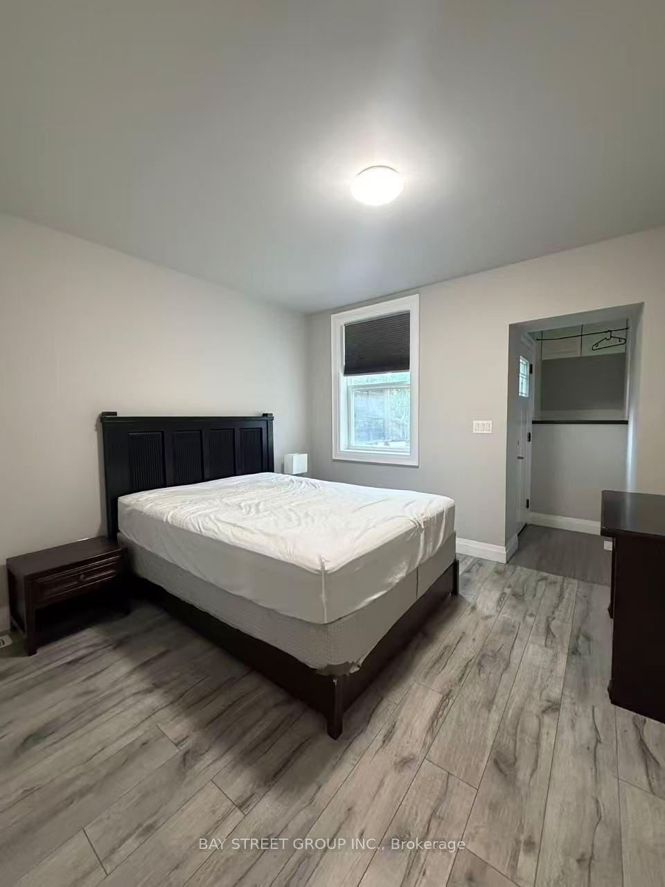 33 Dalton Road Main and Lower #Main and Lower, Toronto — Detached for lease, photo 1
