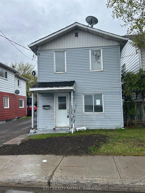 972 Main Street E — photo 1
