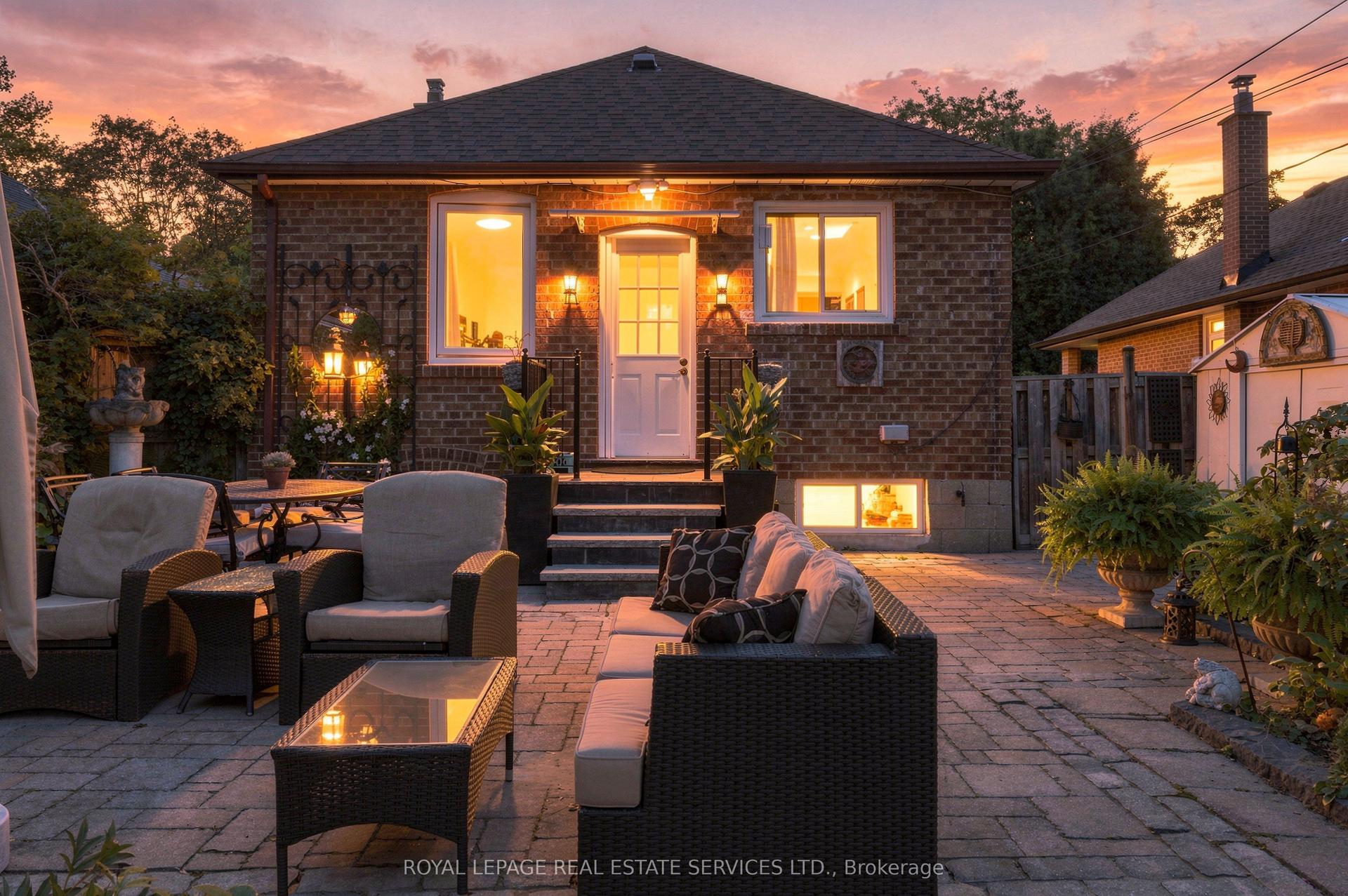 89 Yorkview Drive, Toronto — Detached for sale, photo 1