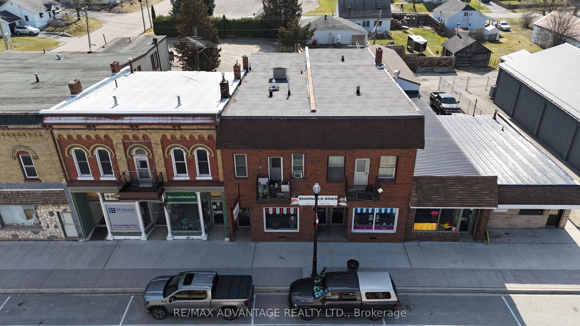 222 Furnival Road, West Elgin — Multiplex for sale, photo 1