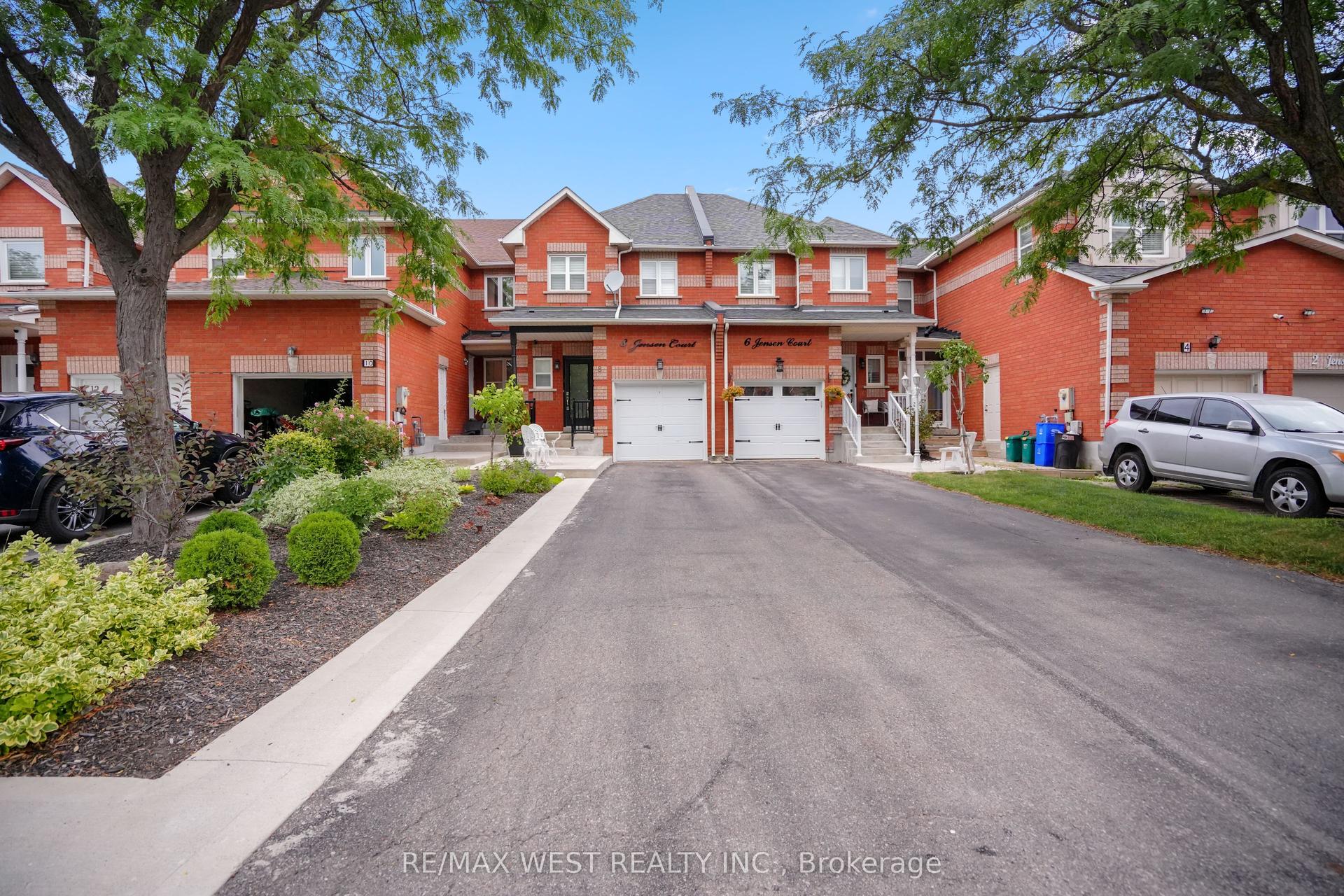 8 Jensen Court, Vaughan — Townhouse for sale, photo 1
