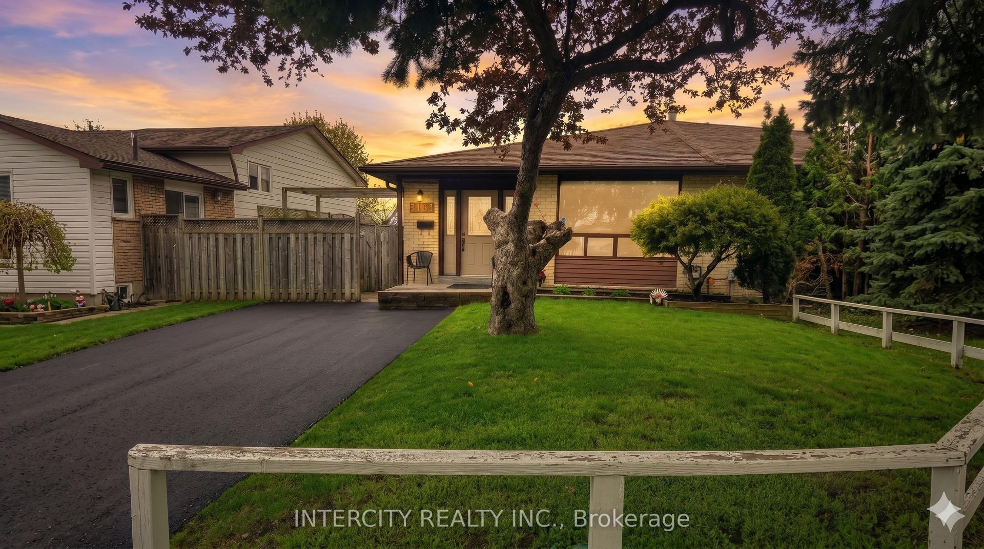 3164 Gwendale Crescent — photo 1