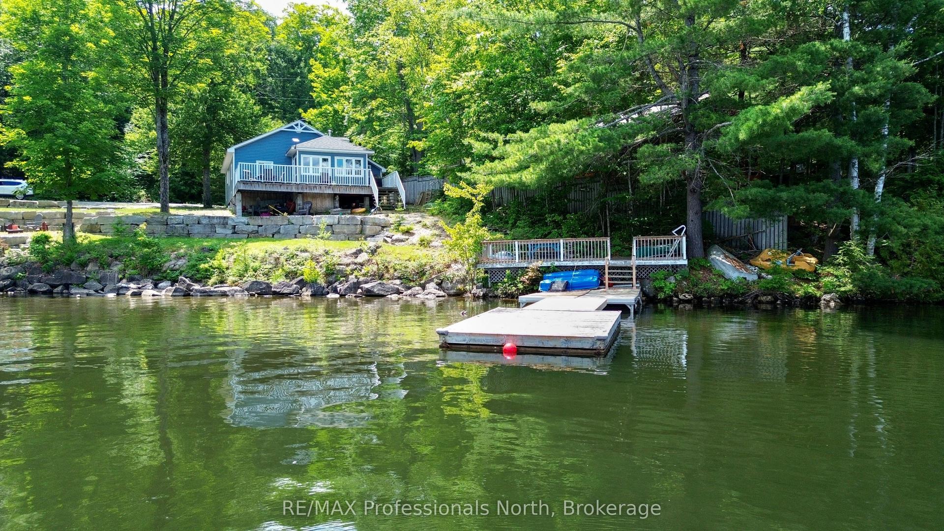 1129 Comak Crescent, Algonquin Highlands — Detached for sale, photo 1