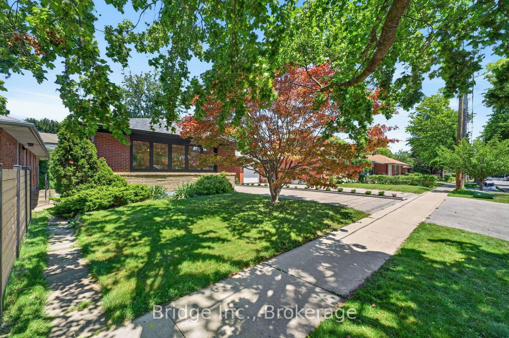 14 Norseman Street, Toronto — Detached for sale, photo 1