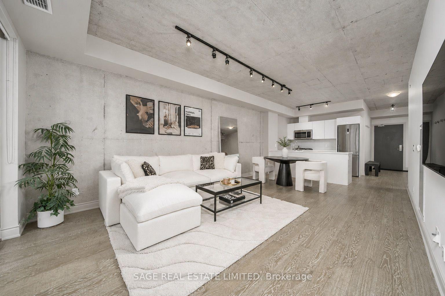 608 Richmond Street W 320 #320 — photo 1