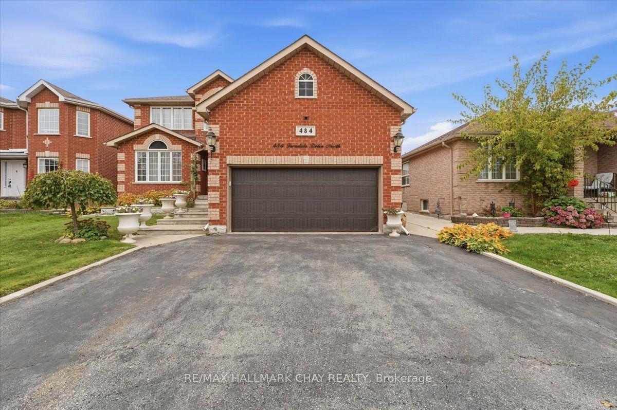 484 Ferndale Drive N Main/Upper #Main/Upper, Barrie — Detached for lease, photo 1