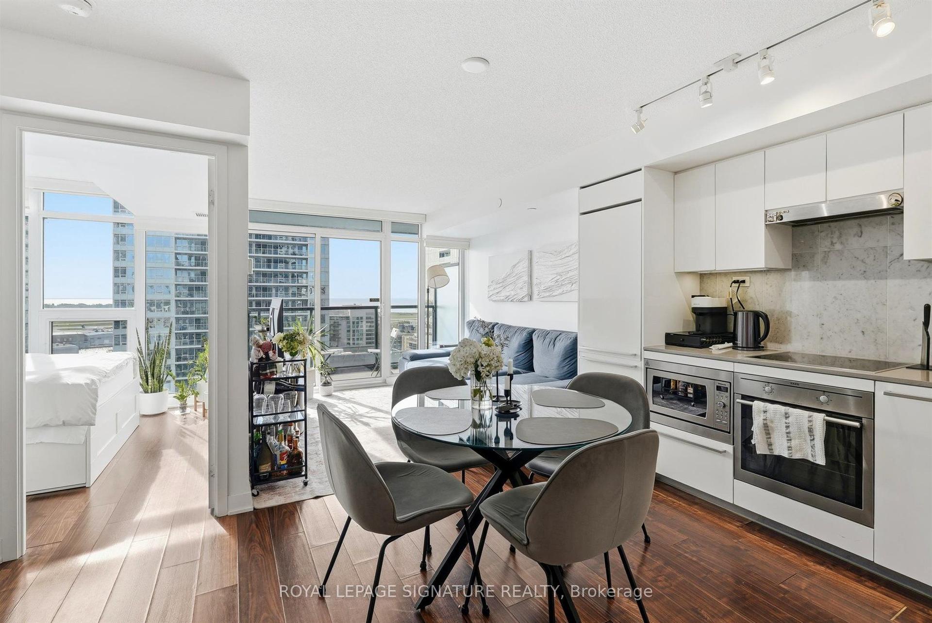 70 Queens Wharf Road 2115 #2115, Toronto — Condo for lease, photo 1