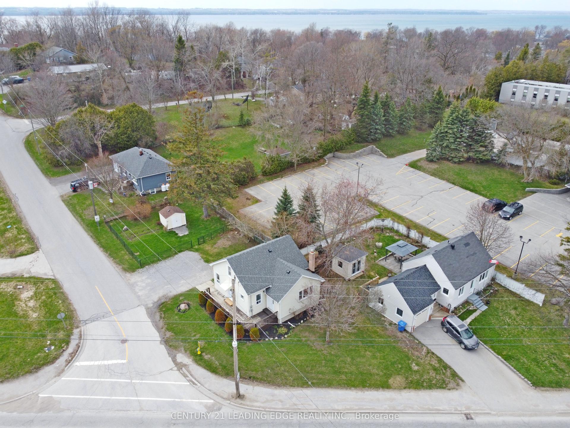 500 The Queensway South N/A, Georgina — Detached for lease, photo 1