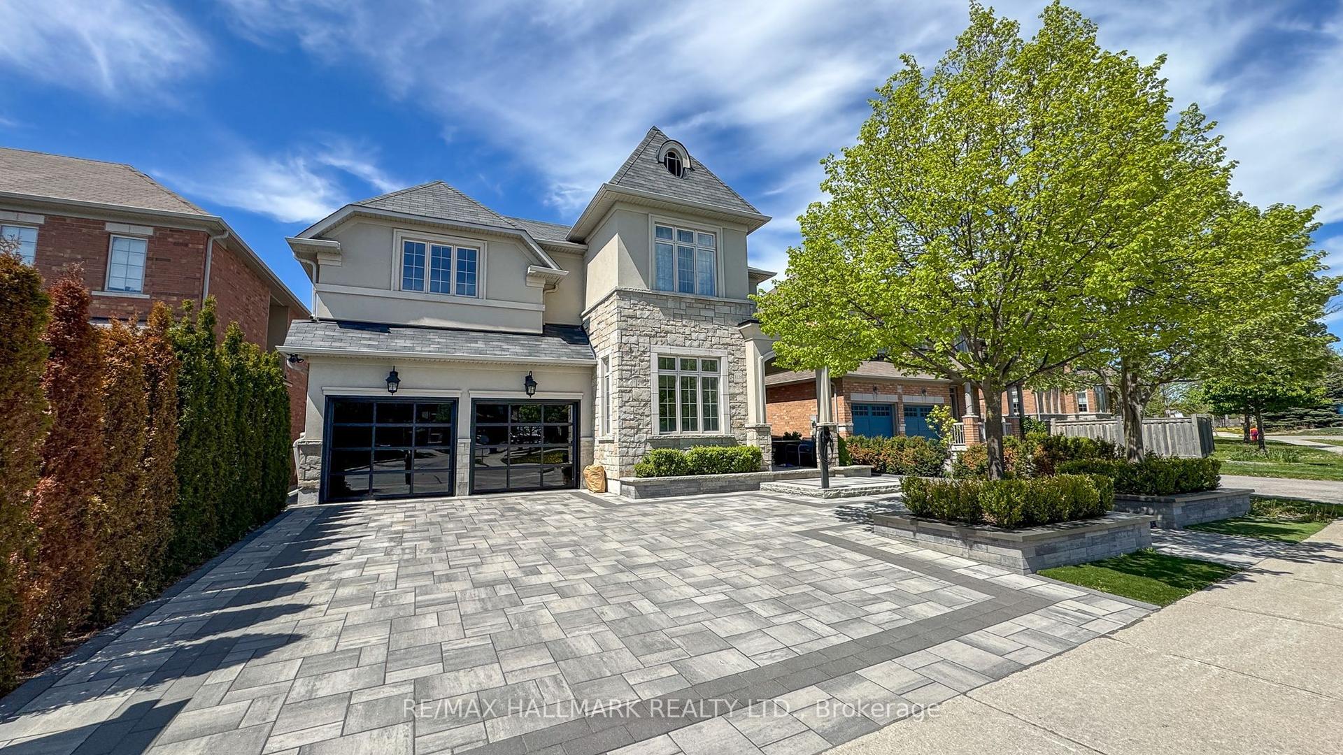 1135 Cenotaph Boulevard, Newmarket — Detached for sale, photo 1