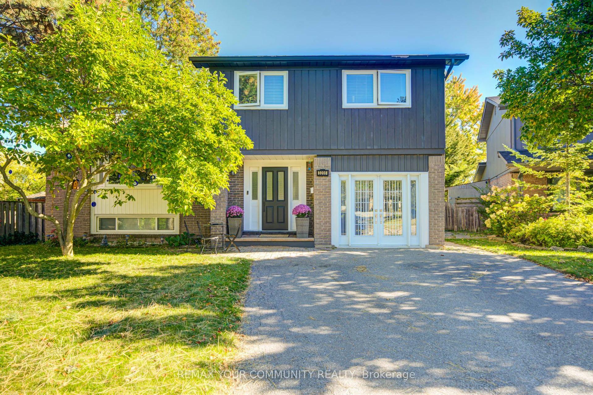 3205 Martins Pine Court, Mississauga — Detached for sale, photo 1