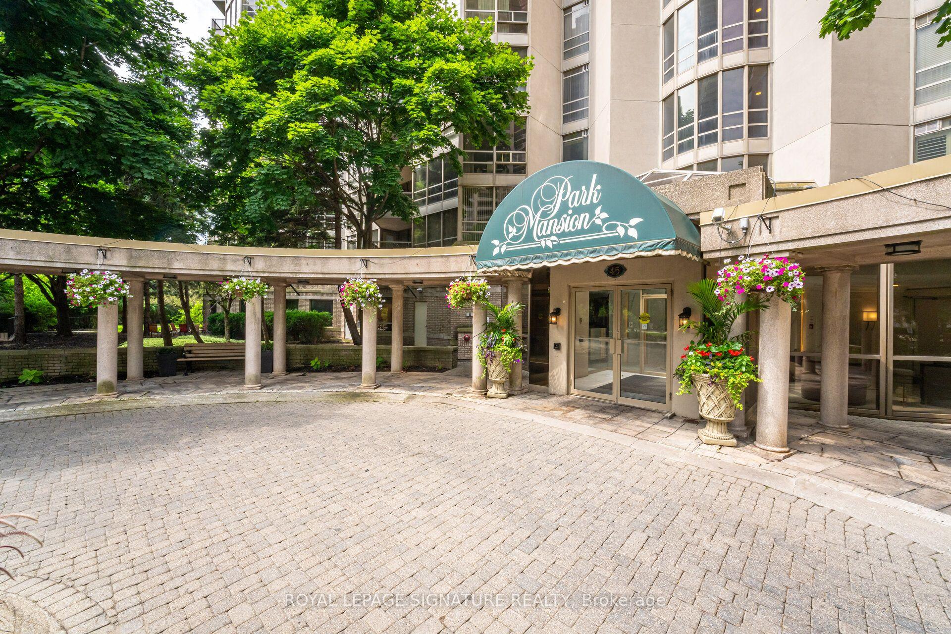 45 Kingsbridge Garden Circle 3208 #3208 — photo 1