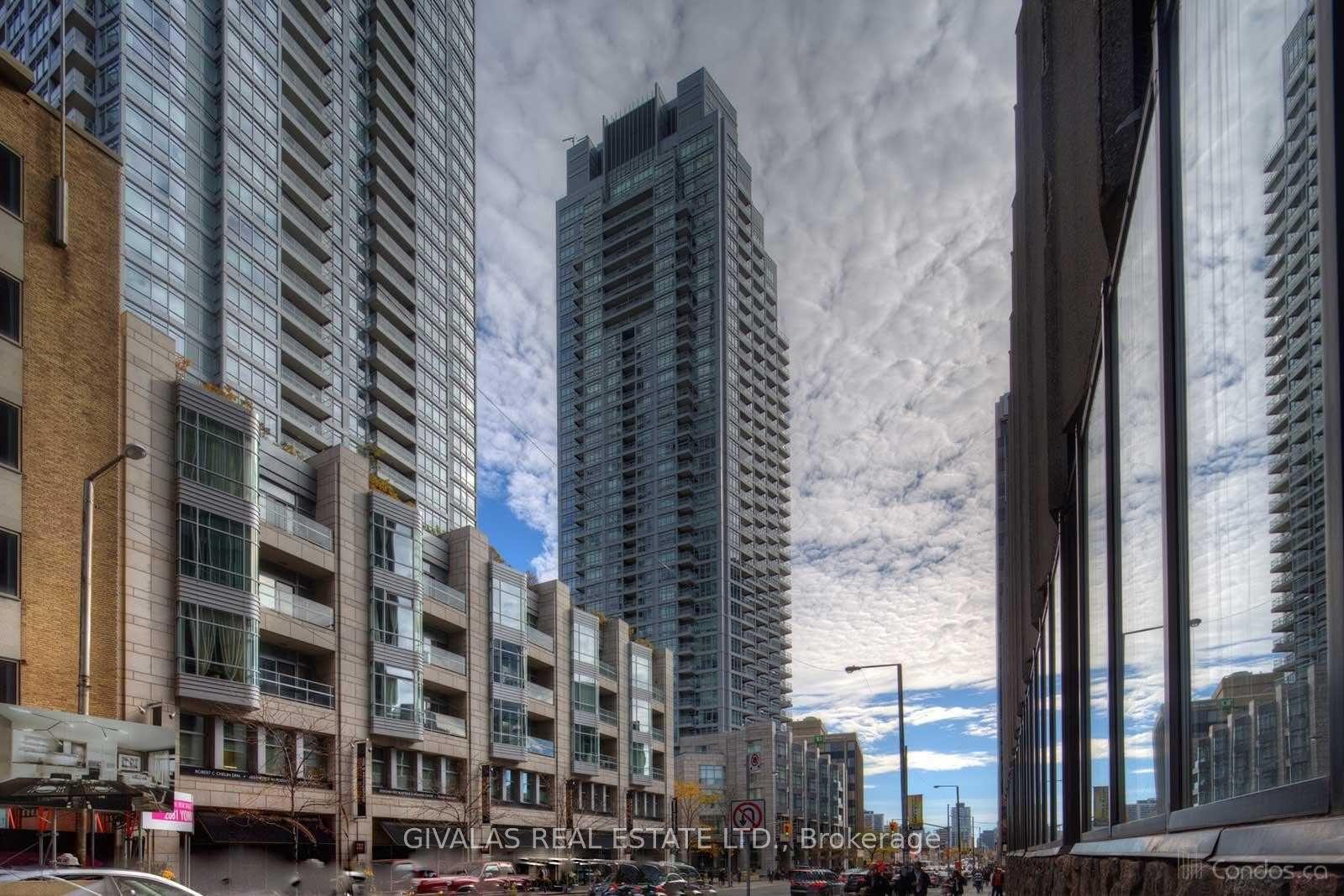 2181 Yonge Street 2412 #2412, Toronto — Condo for lease, photo 1