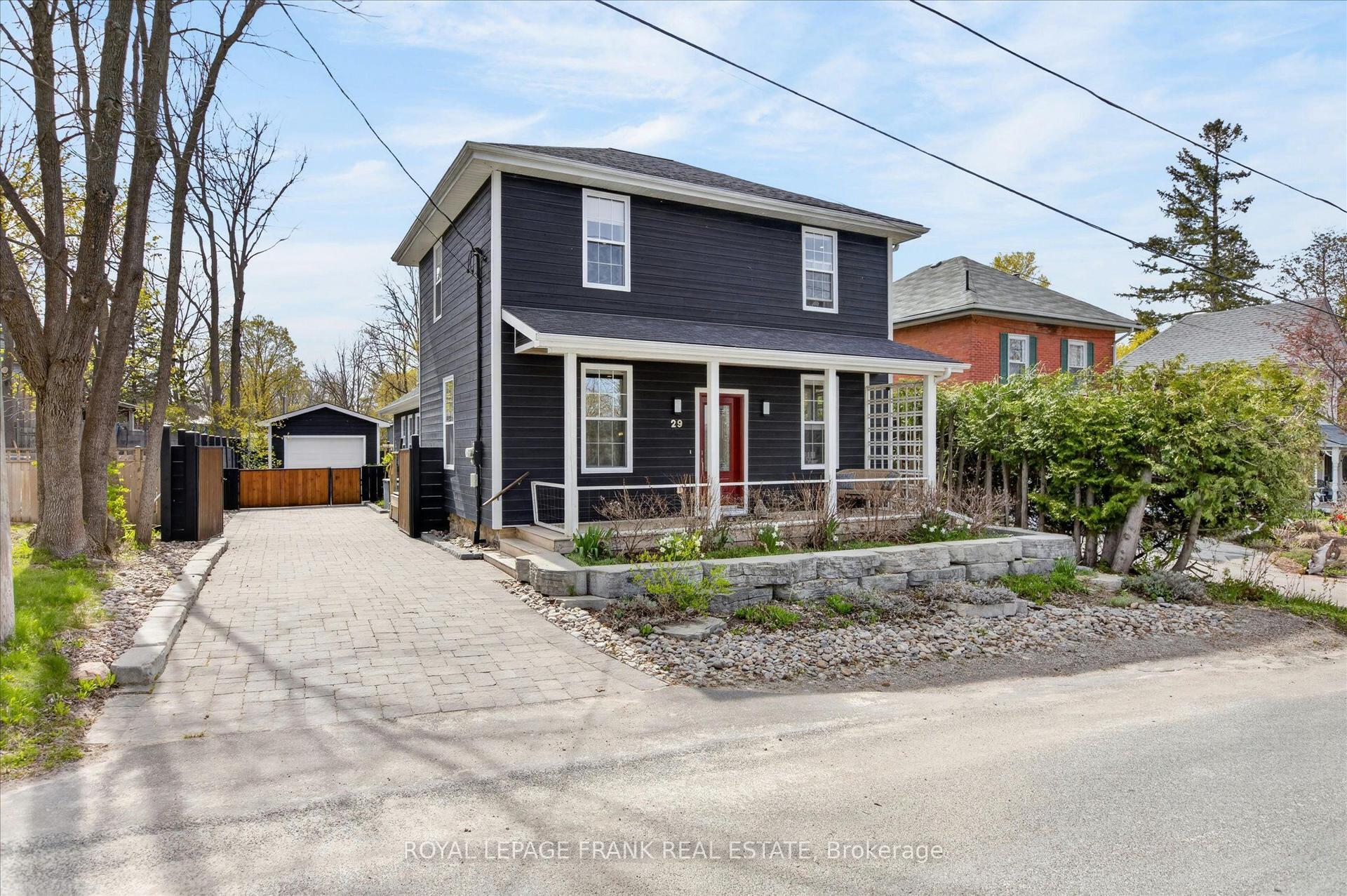 29 Caroline Street — photo 1