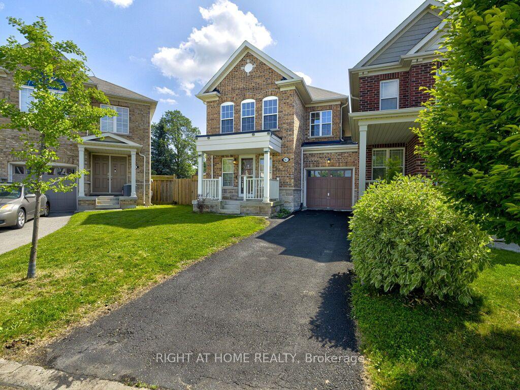 63 Lupo Drive, Hamilton — Townhouse for sale, photo 1