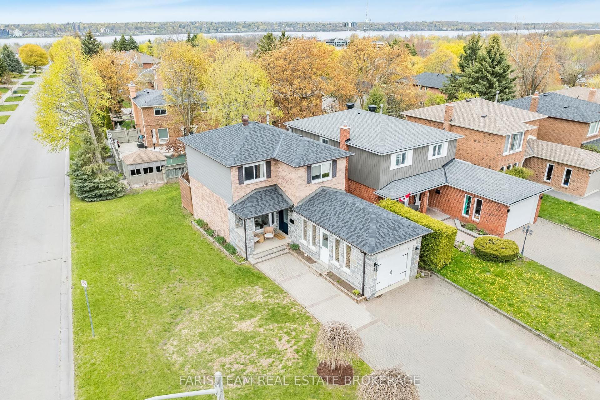 67 Trillium Crescent — photo 1