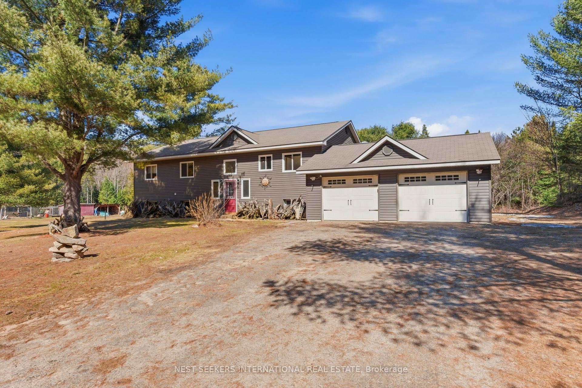 3184 Ravenscliffe Road — photo 1