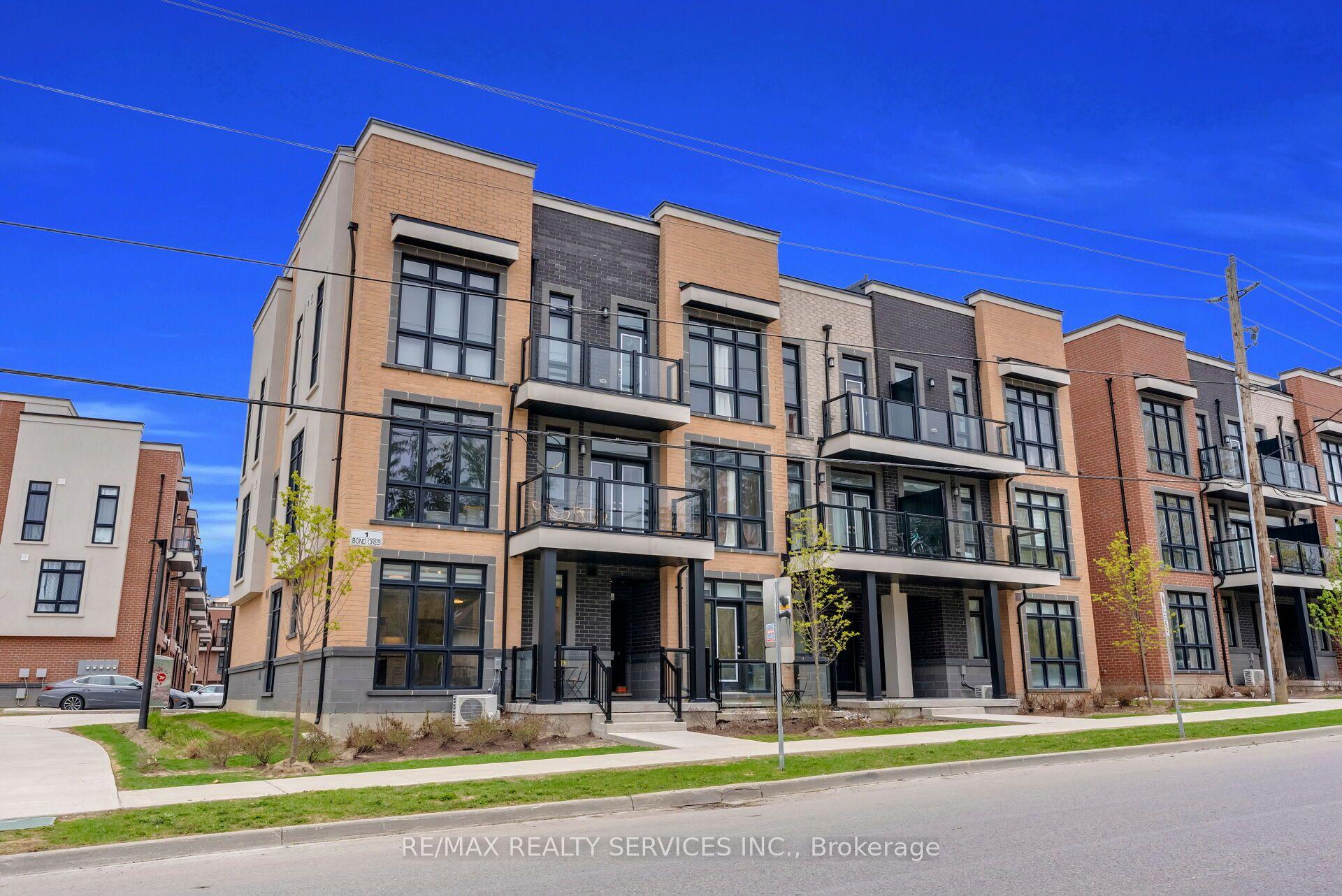 1 Bond Crescent 5 #5 — photo 1
