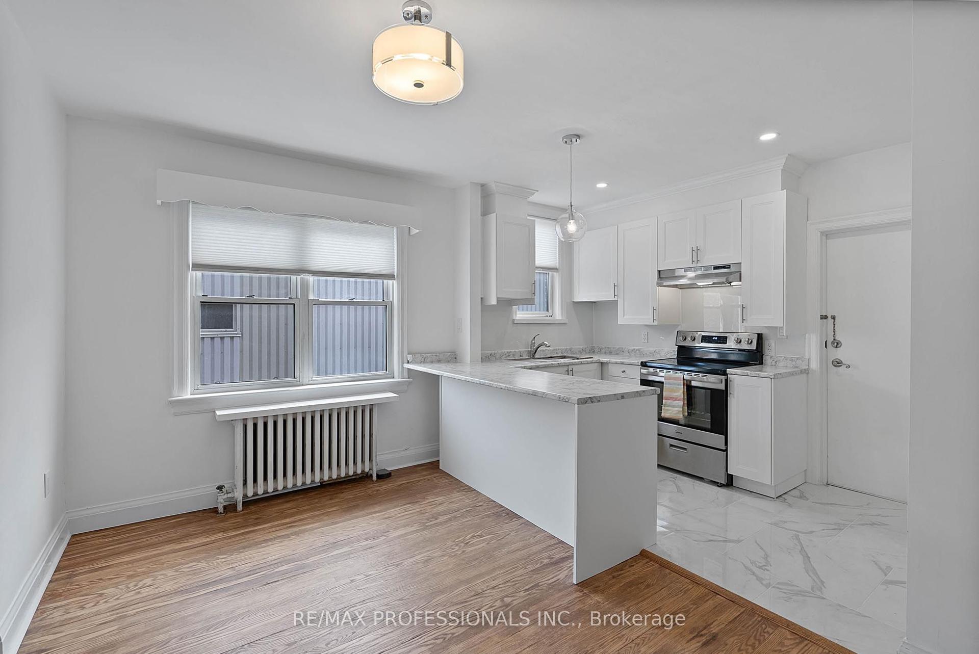 308 Jane Street Main #Main — photo 1