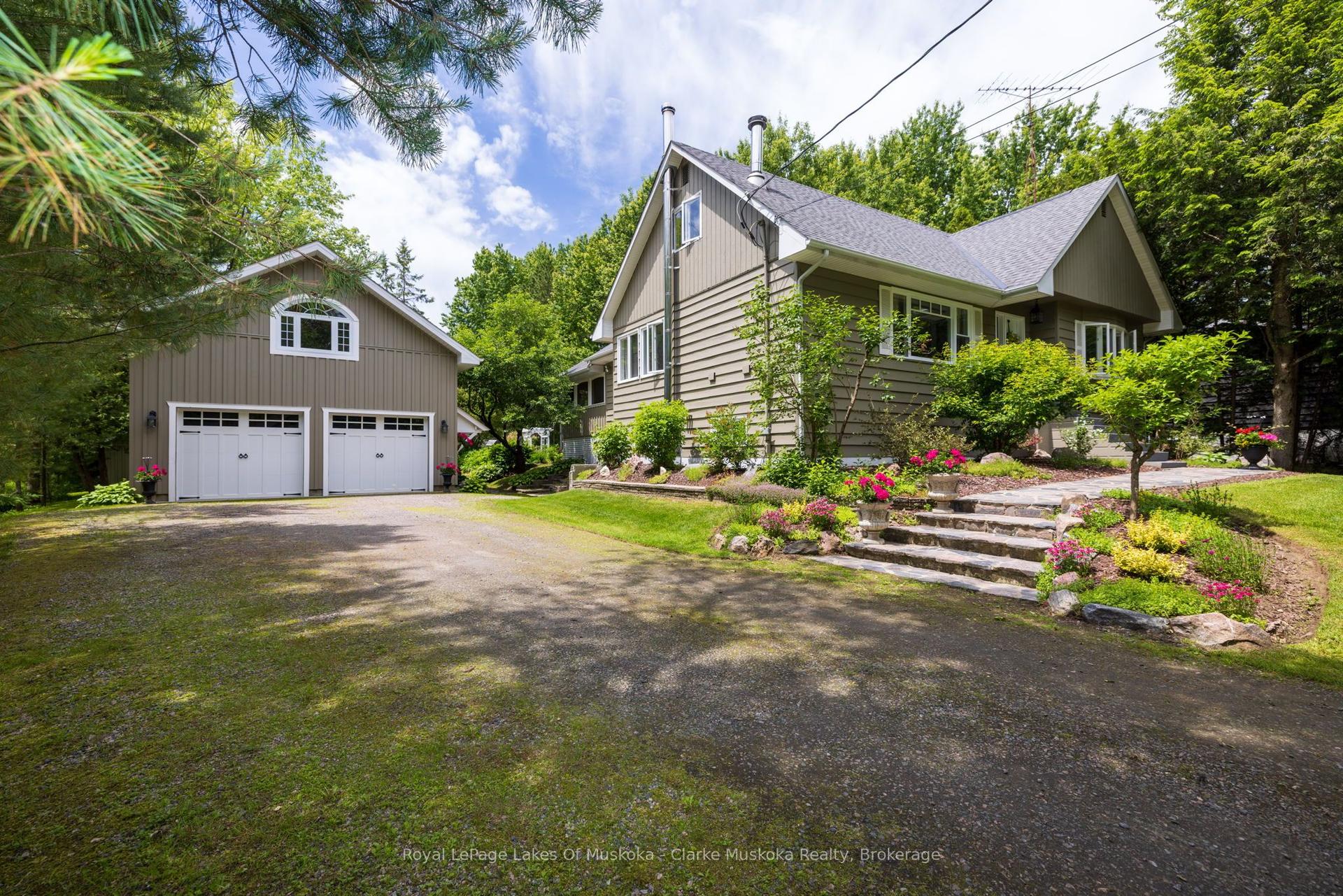 43 MAPLE ST, Seguin — Detached for sale, photo 1