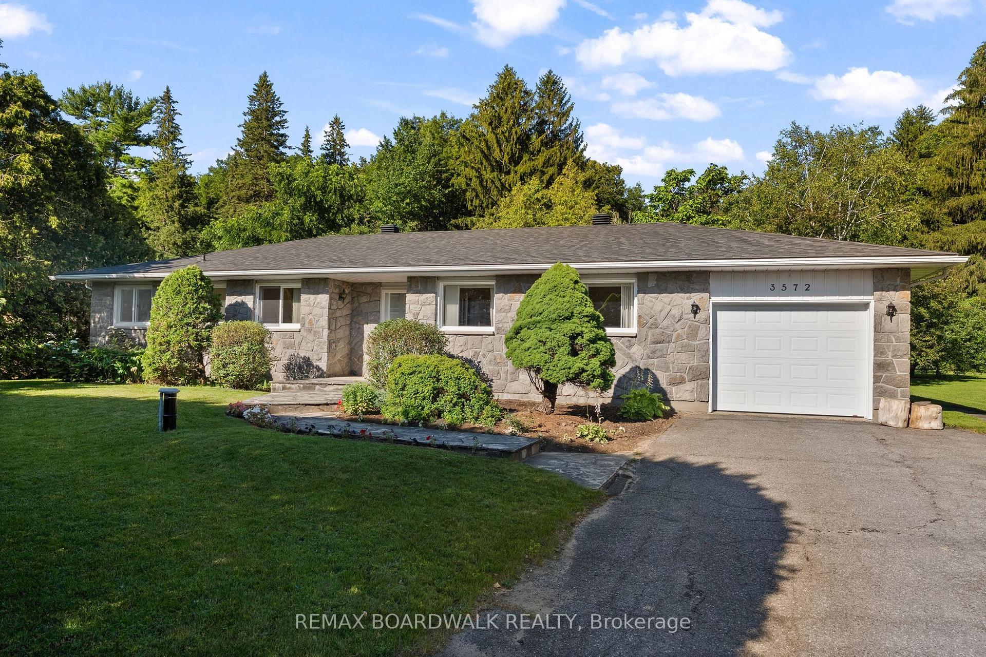 3572 Woodroffe Avenue, Barrhaven — Detached for sale, photo 1