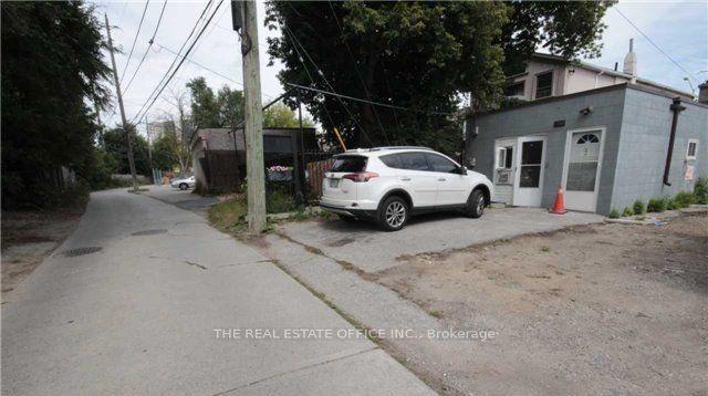 2444 Kingston Road Unit 1 #Unit 1, Toronto — Semi-Detached for lease, photo 1