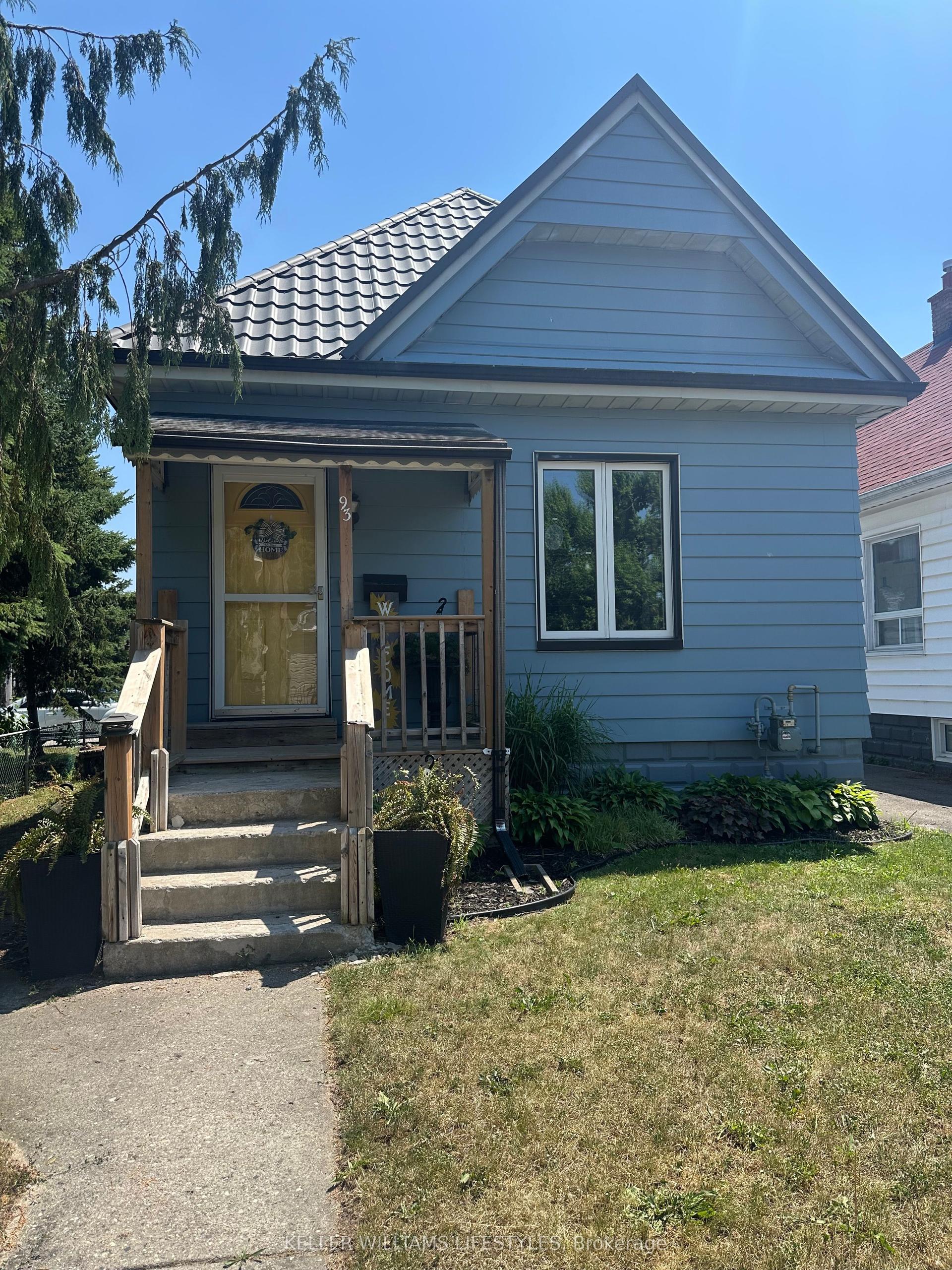 93 Homan Street, London East — Detached for sale, photo 1
