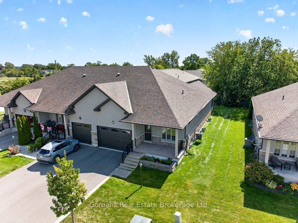 74 Aletha Drive, Prince Edward County — Townhouse for sale, photo 1