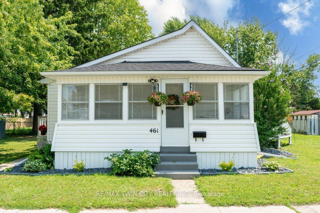 461 Selkirk Street, Chatham-Kent — Detached for sale, photo 1