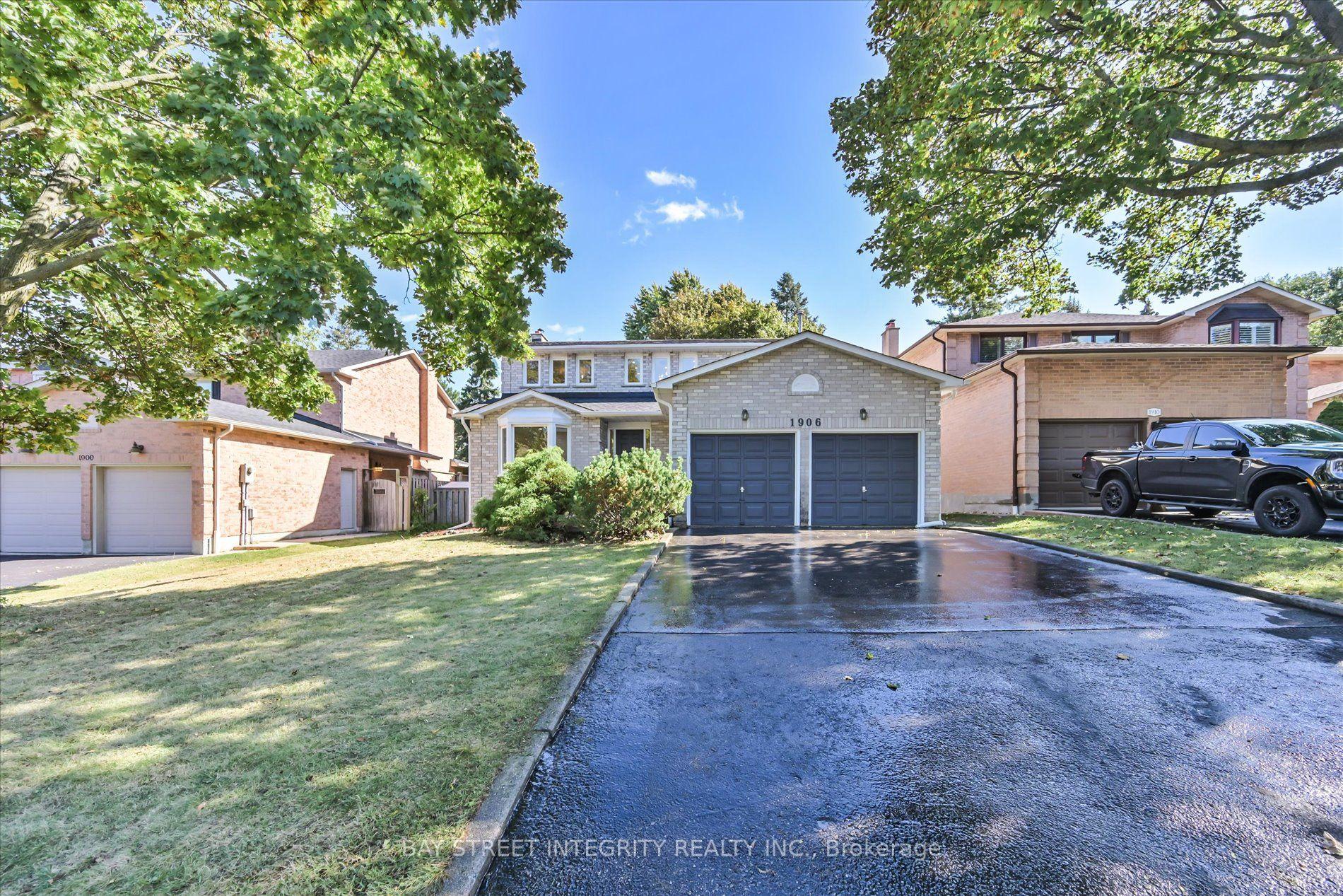 1906 Stoneybrook Court, Mississauga — Detached for sale, photo 1
