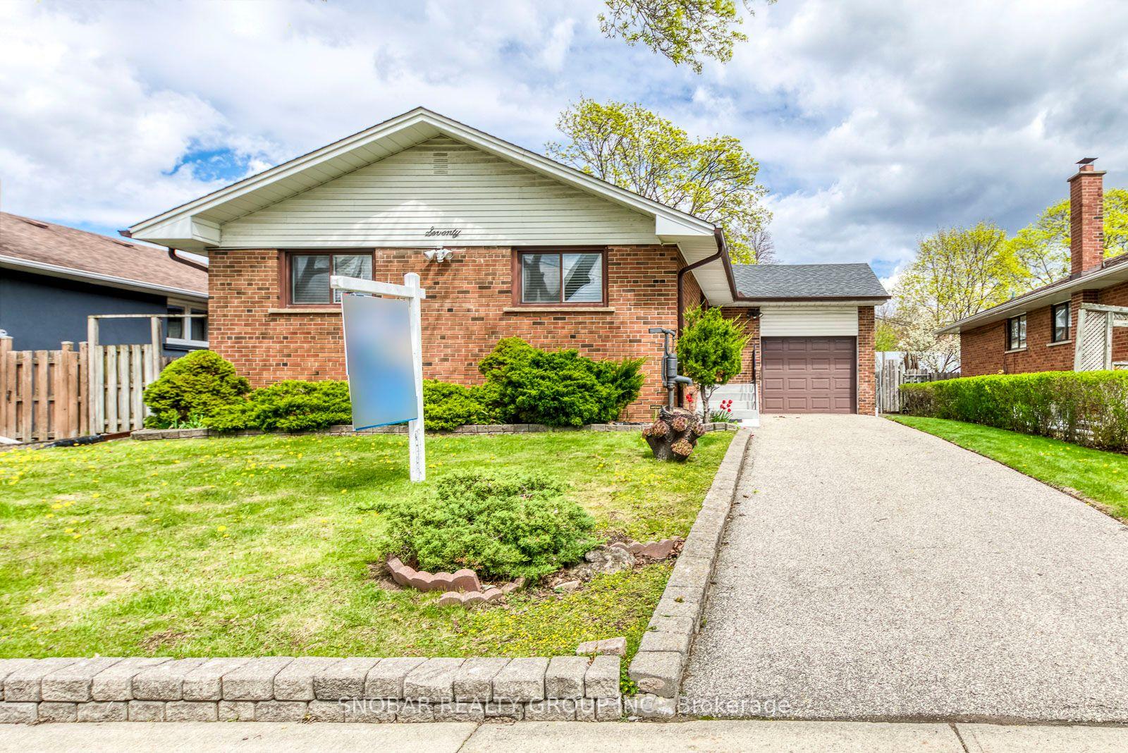 70 Lavington Drive — photo 1