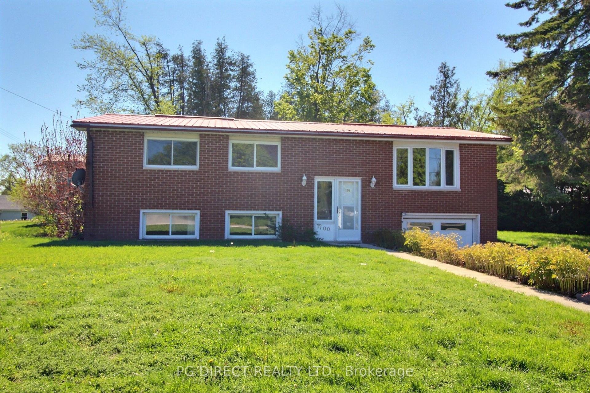 100 Francis Street E — photo 1