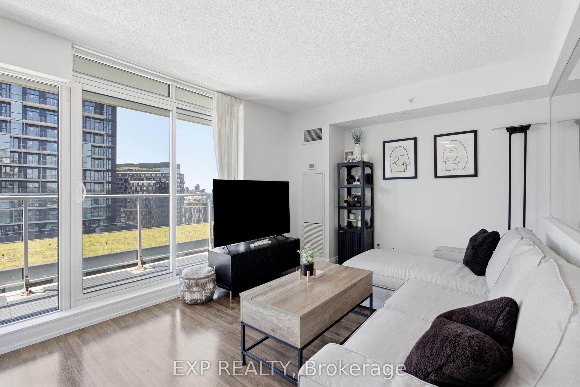 555 Wilson Avenue 1108 #1108, Toronto — Condo for sale, photo 1