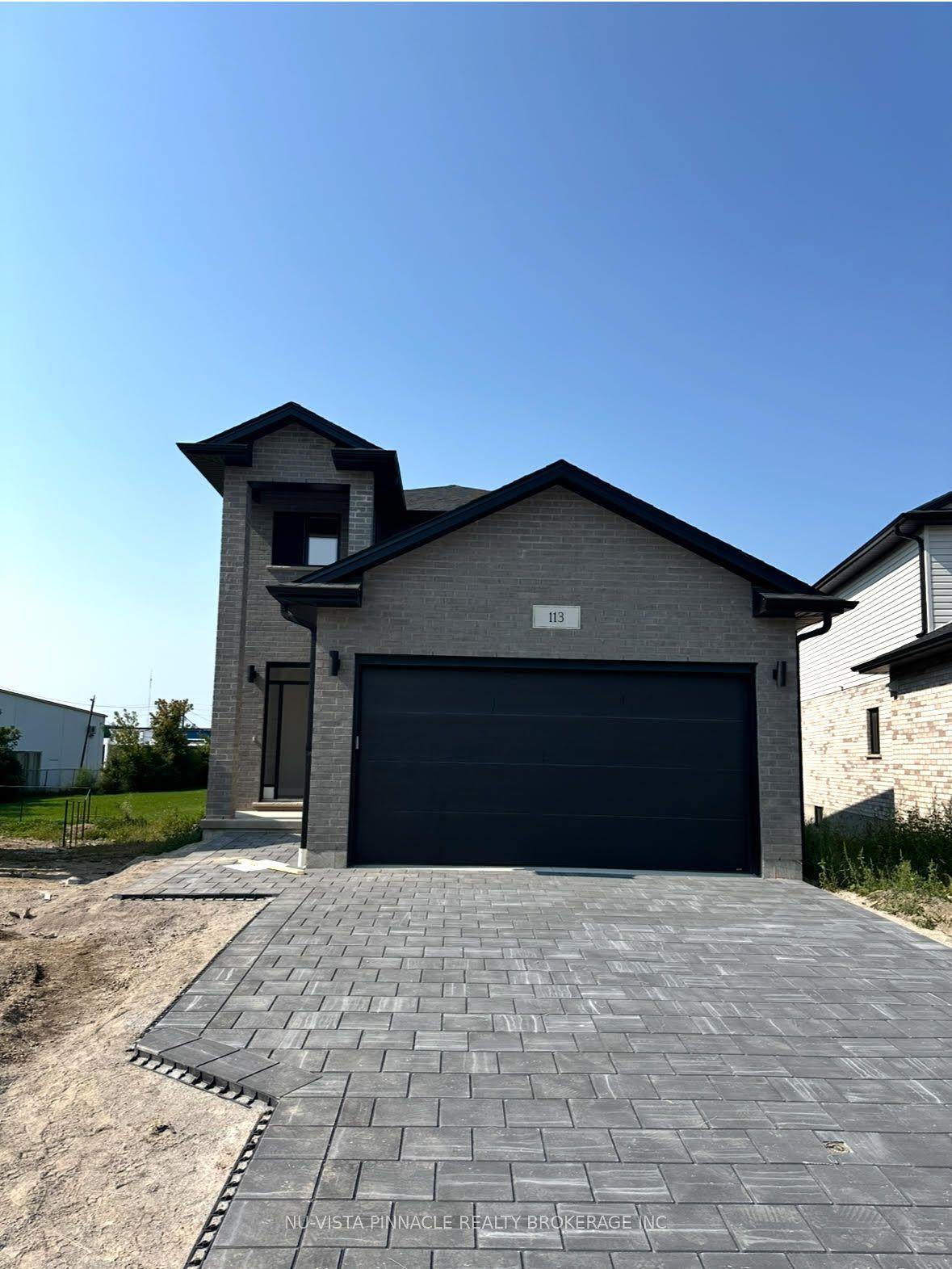 113 Marconi Court, London East — Detached for sale, photo 1