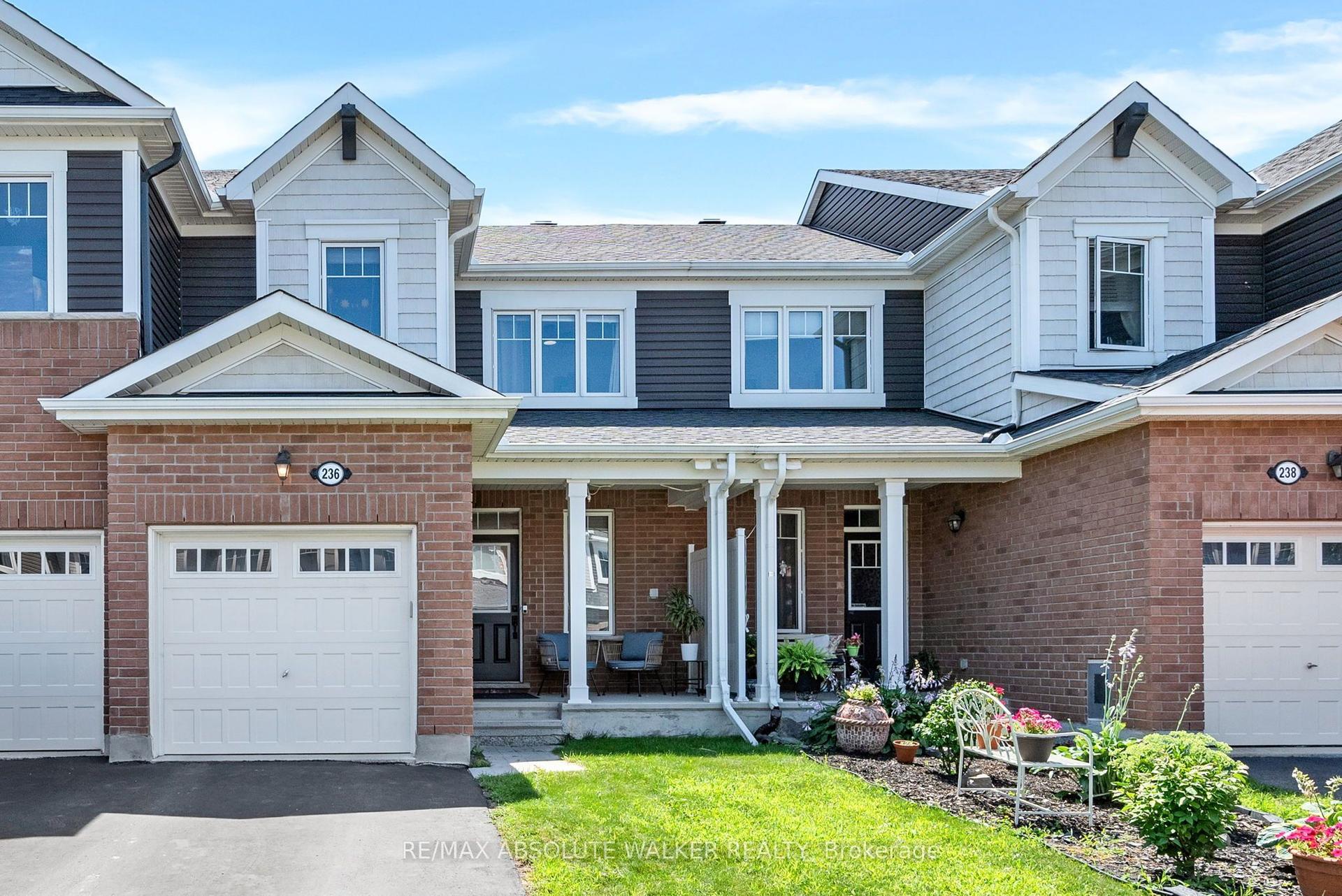 236 Willow Aster Circle, Orleans - Cumberland and Area — Townhouse for sale, photo 1