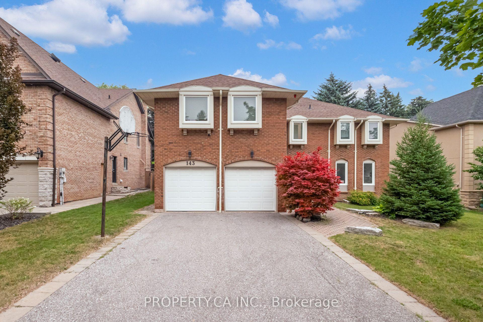 143 Cambridge Crescent, Richmond Hill — Detached for sale, photo 1