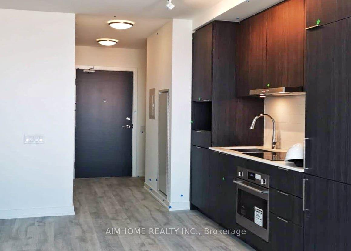 7 Golden Lion Heights N1113 #N1113, Toronto — Condo for lease, photo 1