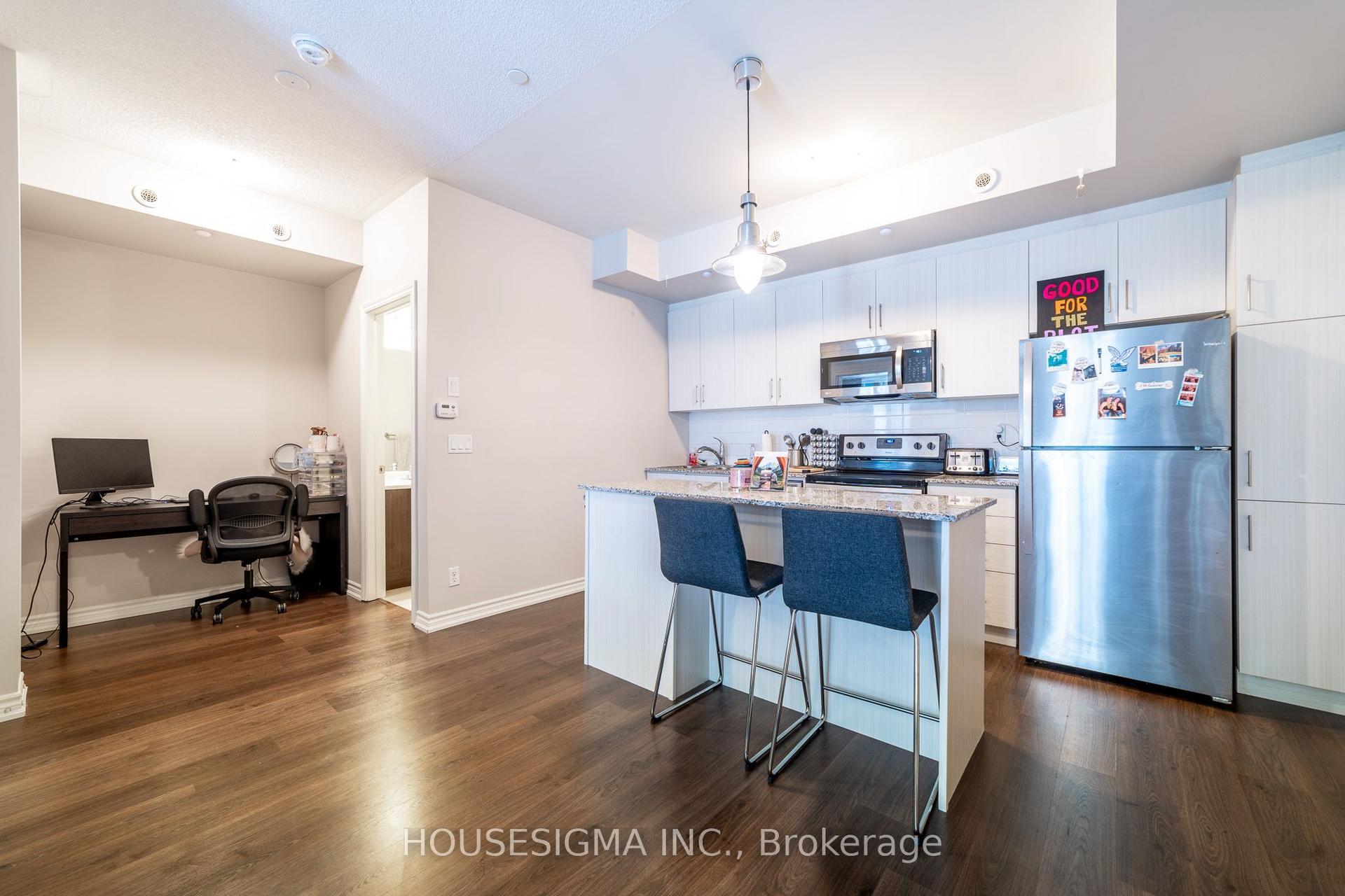 140 Long Branch Avenue 23 #23, Toronto — Condo Town for lease, photo 1