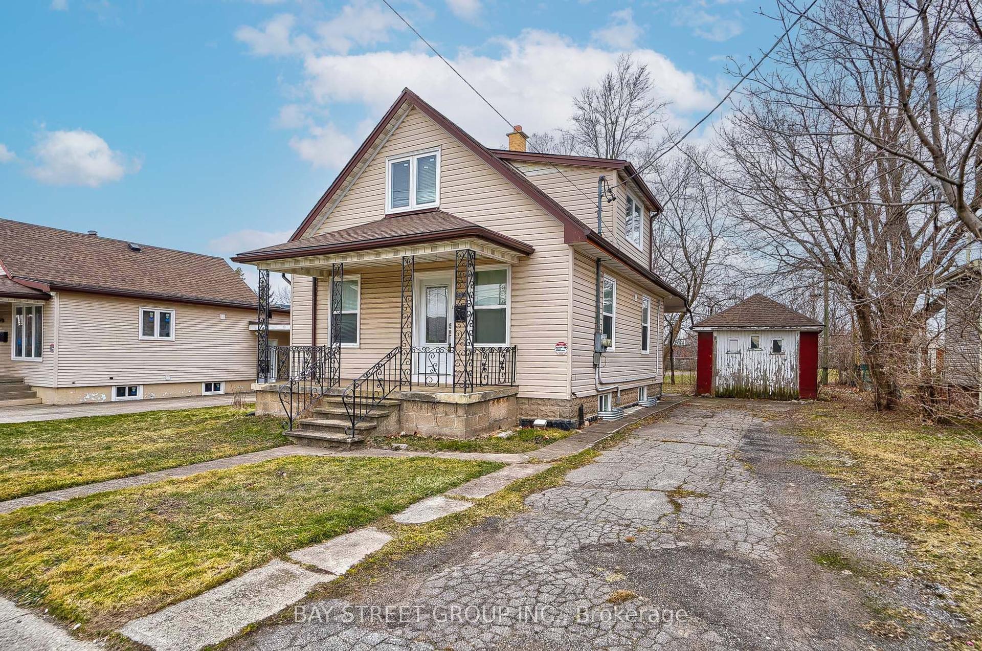 5241 Kitchener Street — photo 1