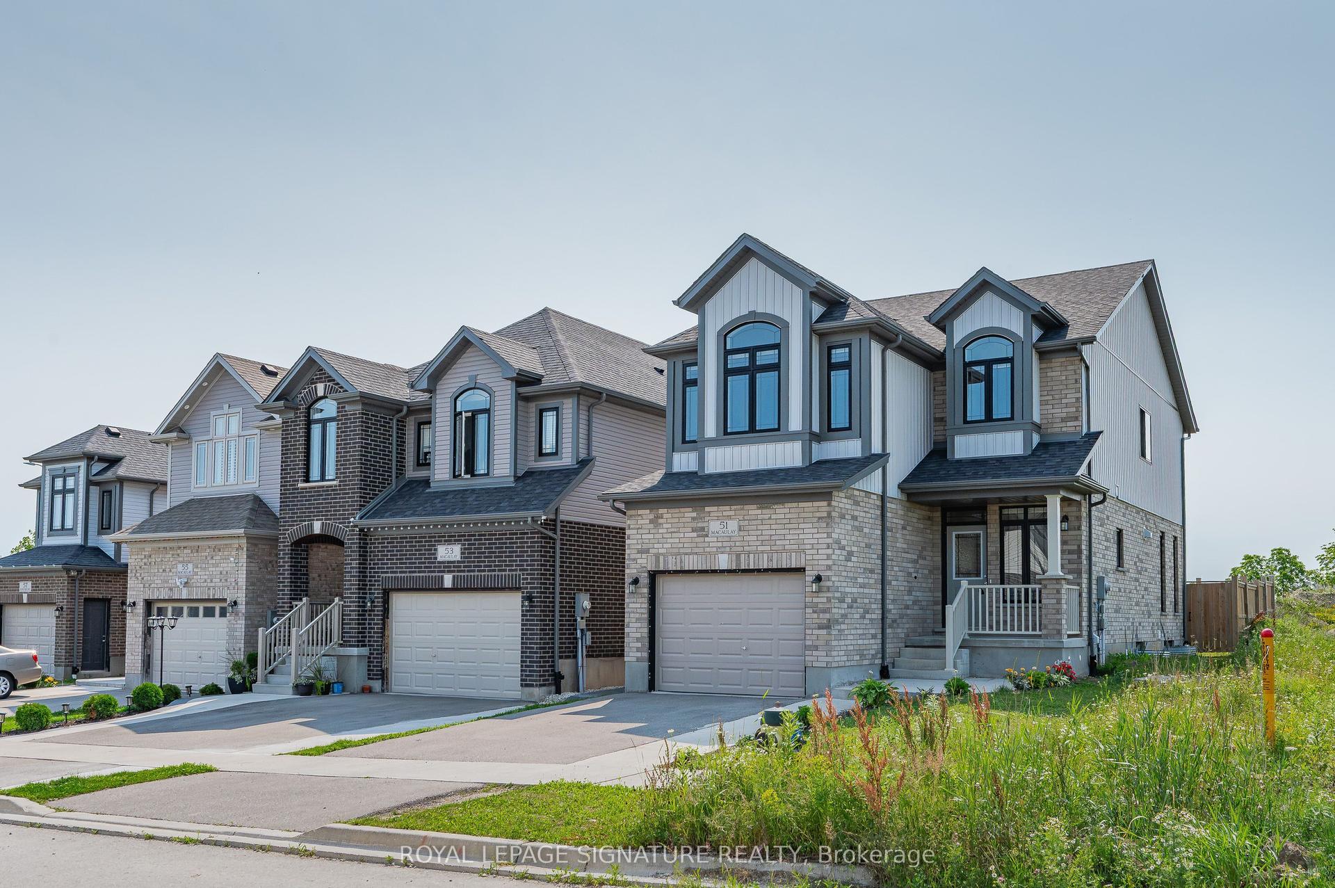 51 Macaulay Street Bsmt #Bsmt — photo 1