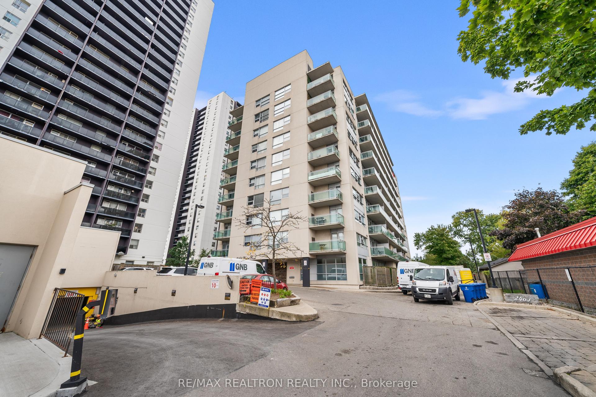 2464 Weston Road 405 #405 — photo 1