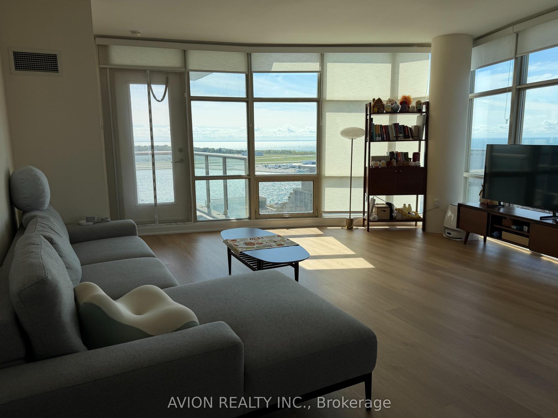 35 Mariner Terrace 2212 #2212, Toronto — Condo for lease, photo 1