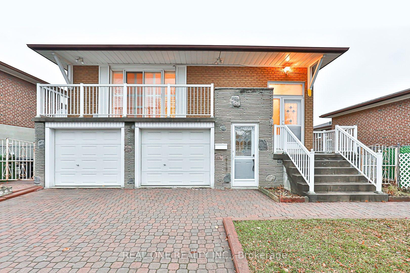 9 Sesame Street, Toronto — Detached for lease, photo 1