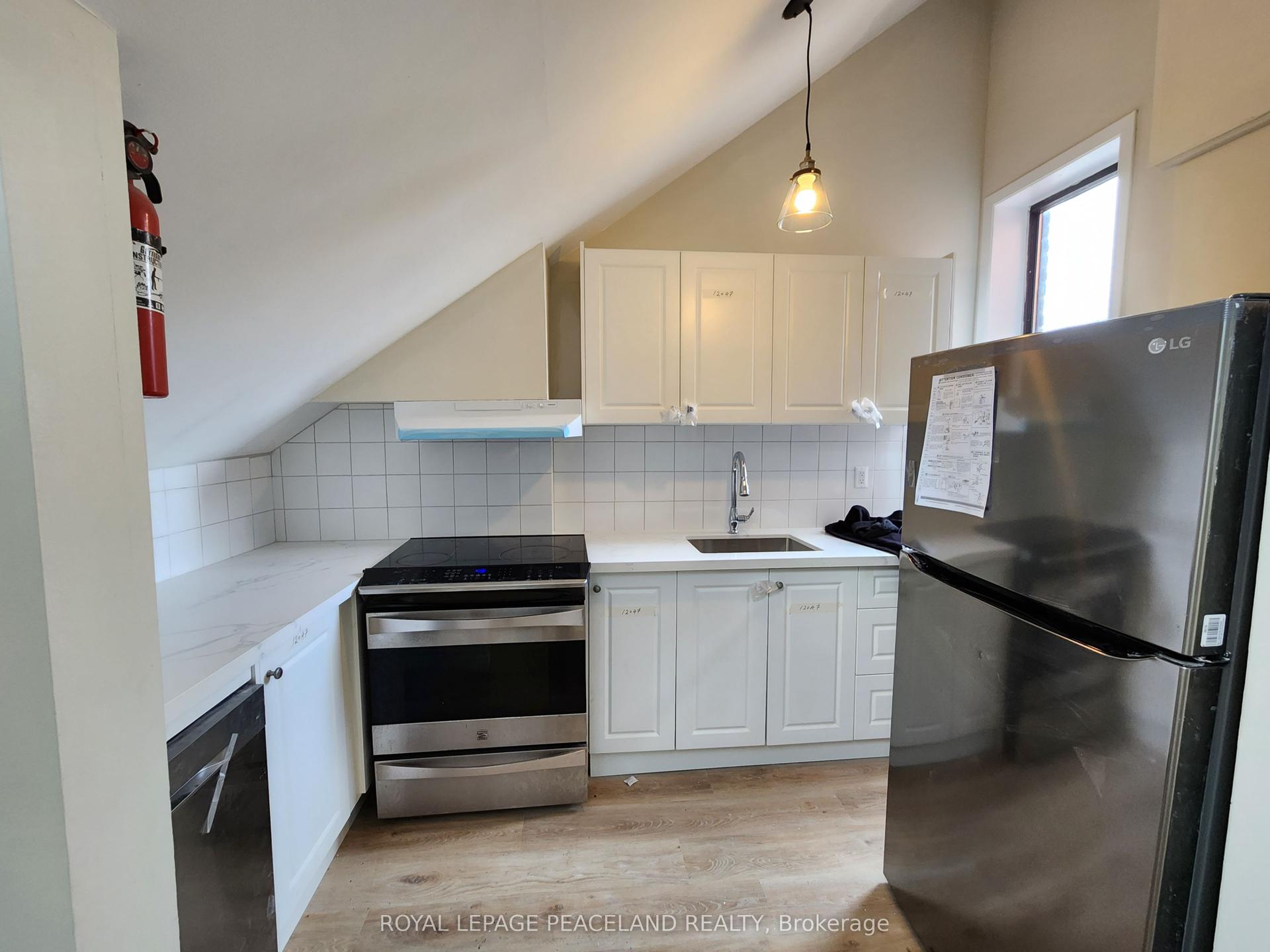 558 Spadina Crescent 3 #3 — photo 1