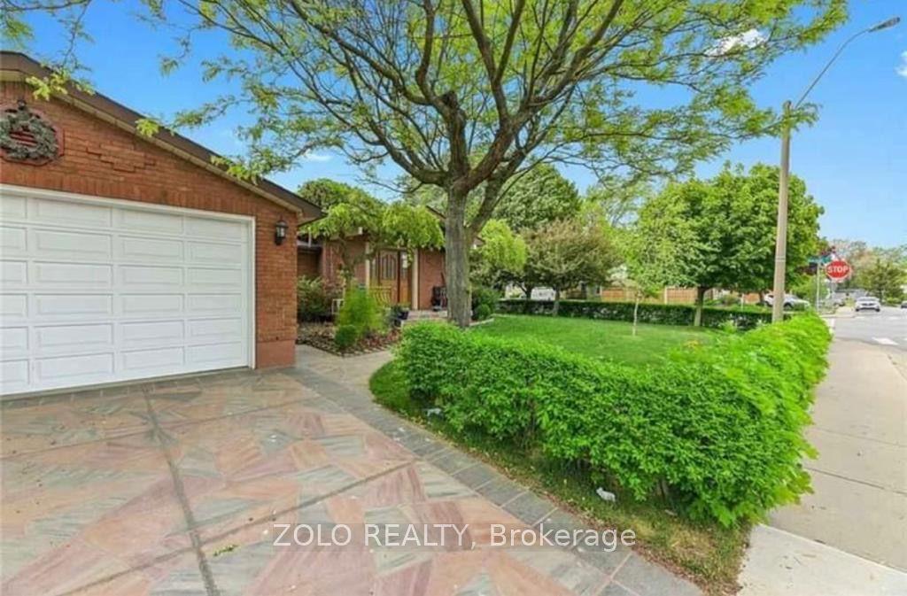 1 Garrow Drive W Lower #Lower, Hamilton — Detached for lease, photo 1